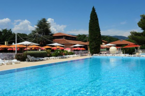 Отель Village Vacances La Manne  Борм-Ле-Мимоза